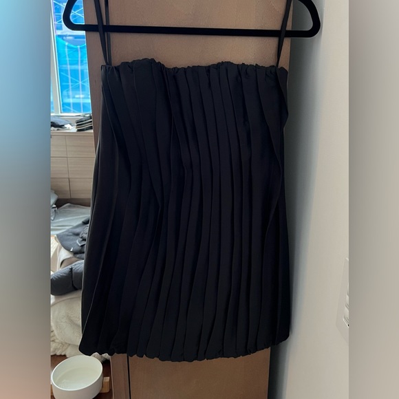 NWT SIR. Black Mini Dress. Size 0 - Picture 2 of 4